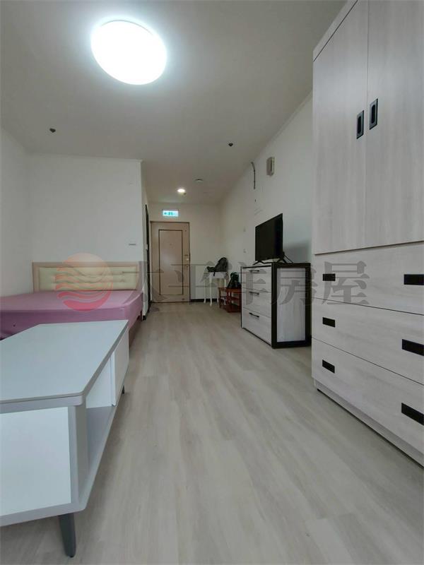 巴黎站前套房,桃園市桃園區中華路