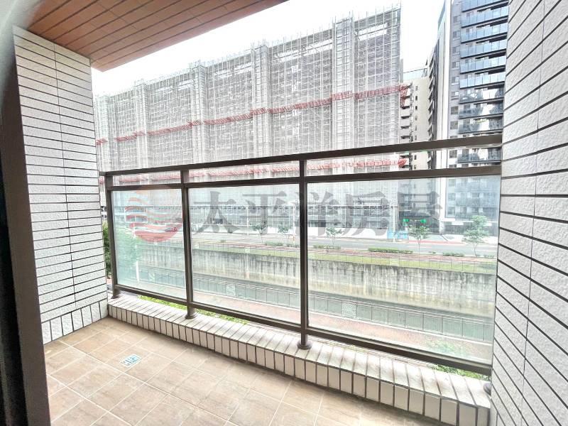 合謙愛瑪市三房車,桃園市桃園區日光路