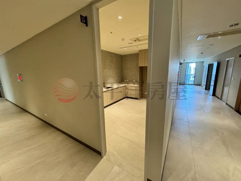 國泰小檜溪商辦,桃園市桃園區春日路