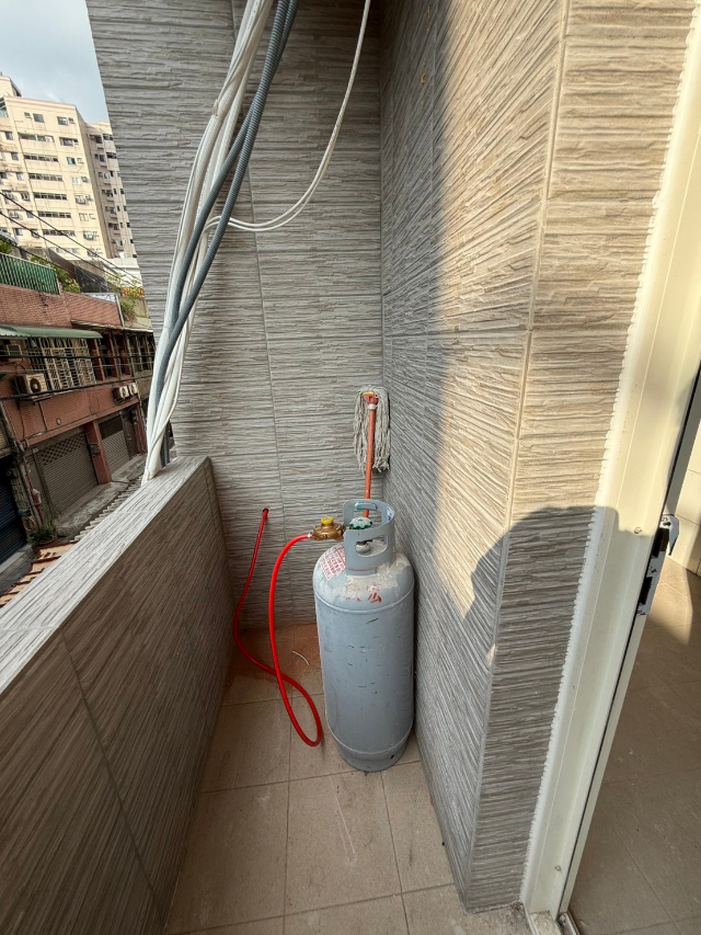 監理站邊間公寓,桃園市八德區介壽路一段